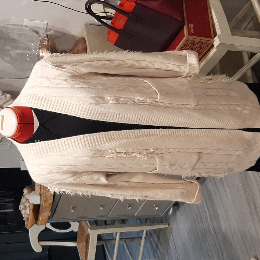 Long cardigan 30$ last price
